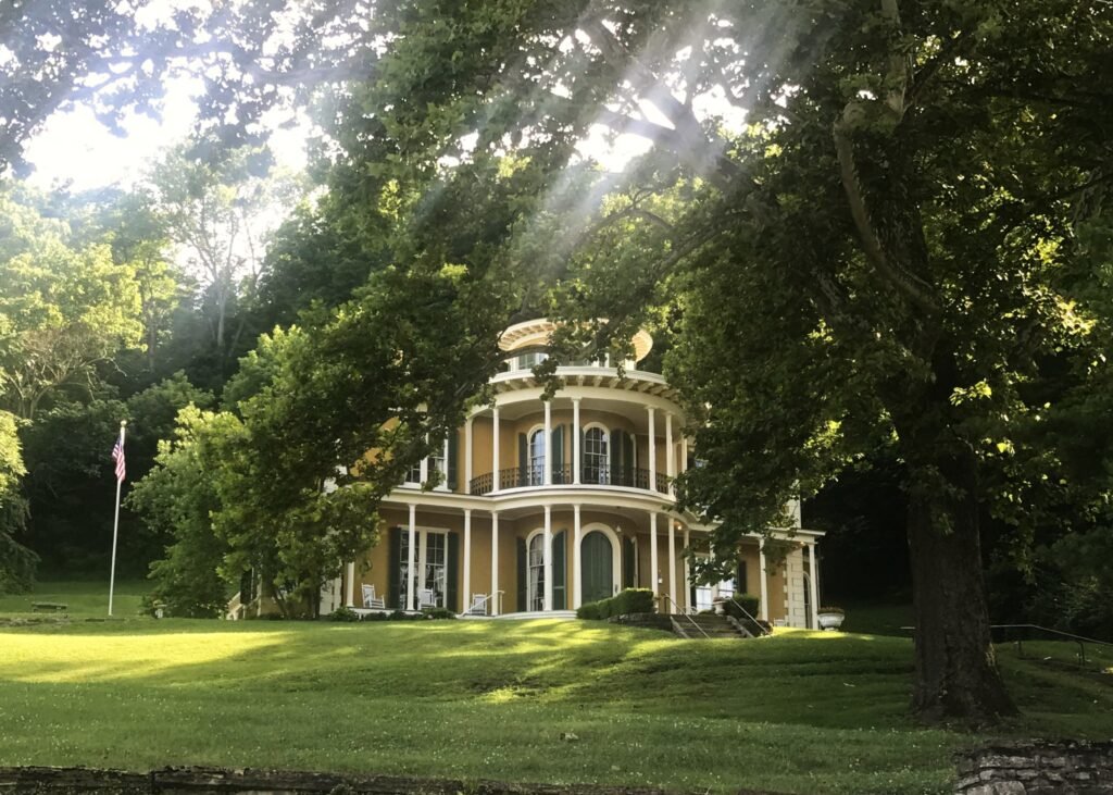 Hillforest Mansion [Photo by Linda]